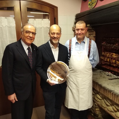 A MORENO CEDRONI IL PREMIO “ELEGANZA IN CUCINA”