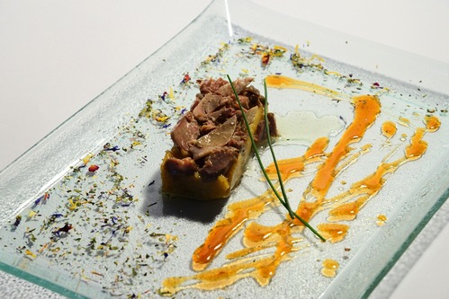 Un piatto a base d'oca Un piatto a base d'oca