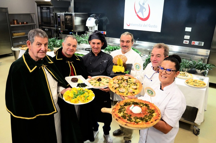 A CREAZZO DAL 2 DICEMBRE E’ TEMPO DI BROCCOLO FIOL A CREAZZO DAL 2 DICEMBRE E’ TEMPO DI BROCCOLO FIOL