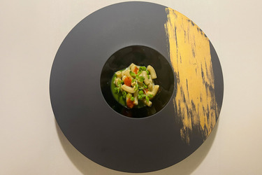 Gargati Val Liona De.Co. al beurre blanc, piselli ed estratto di baccello di Chef Alberto Basso
