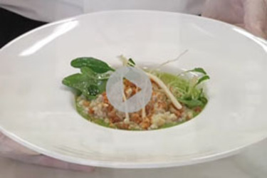 Orzotto con trippe di baccalà e "Ranpussolo di Villaga De.Co" croccante