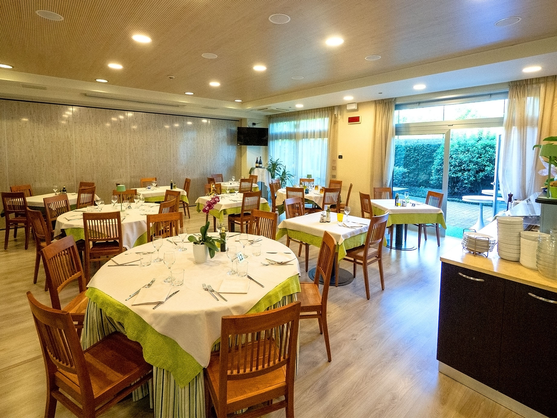 HOTEL KRISTAL