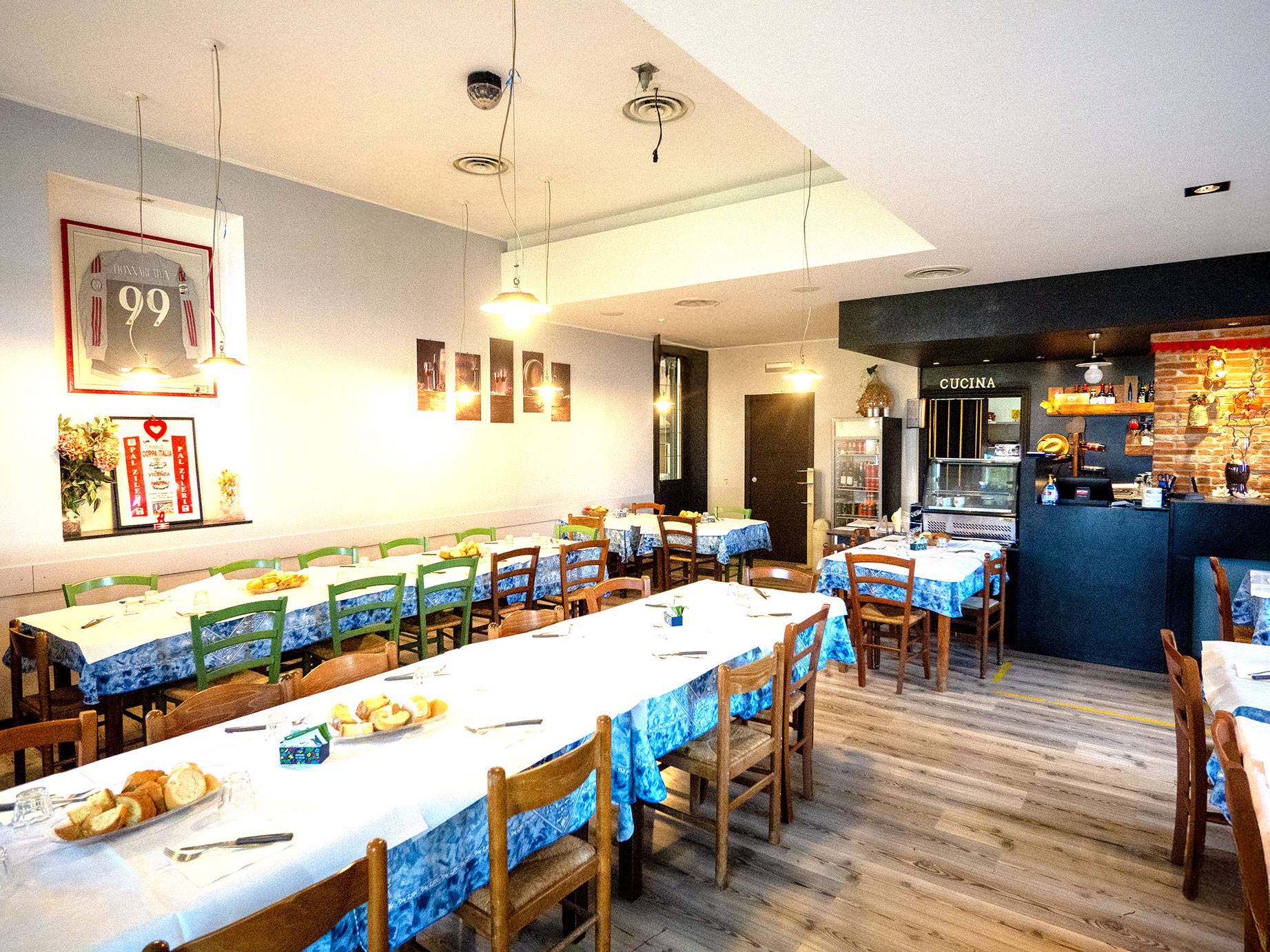 BAR  PIZZERIA TRATTORIA 2012