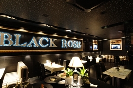 BLACK ROSE