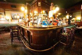 PADDY'S PUB