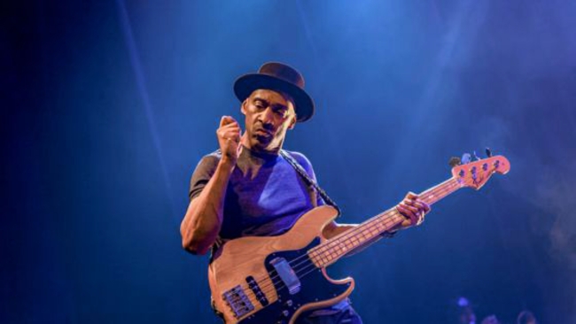 MARCUS MILLER